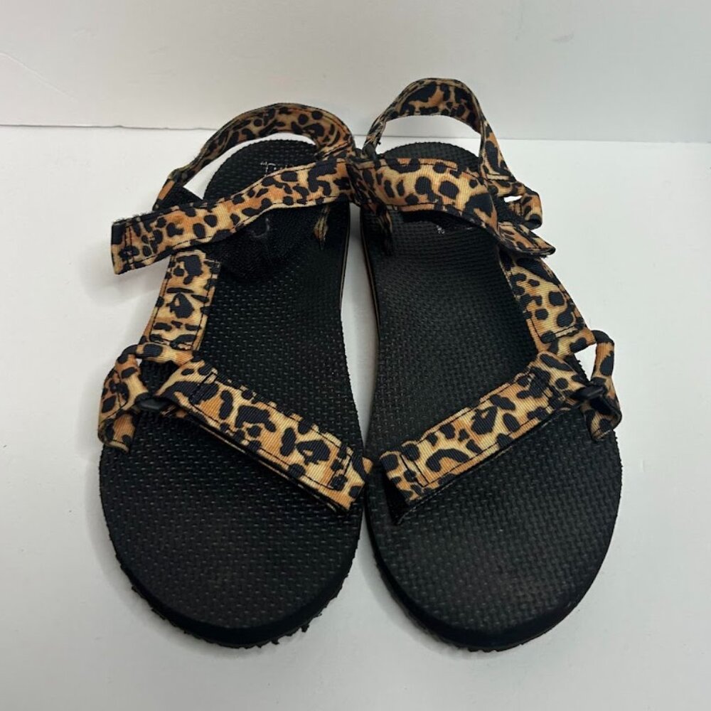 Time and True Strappy Sandals 10